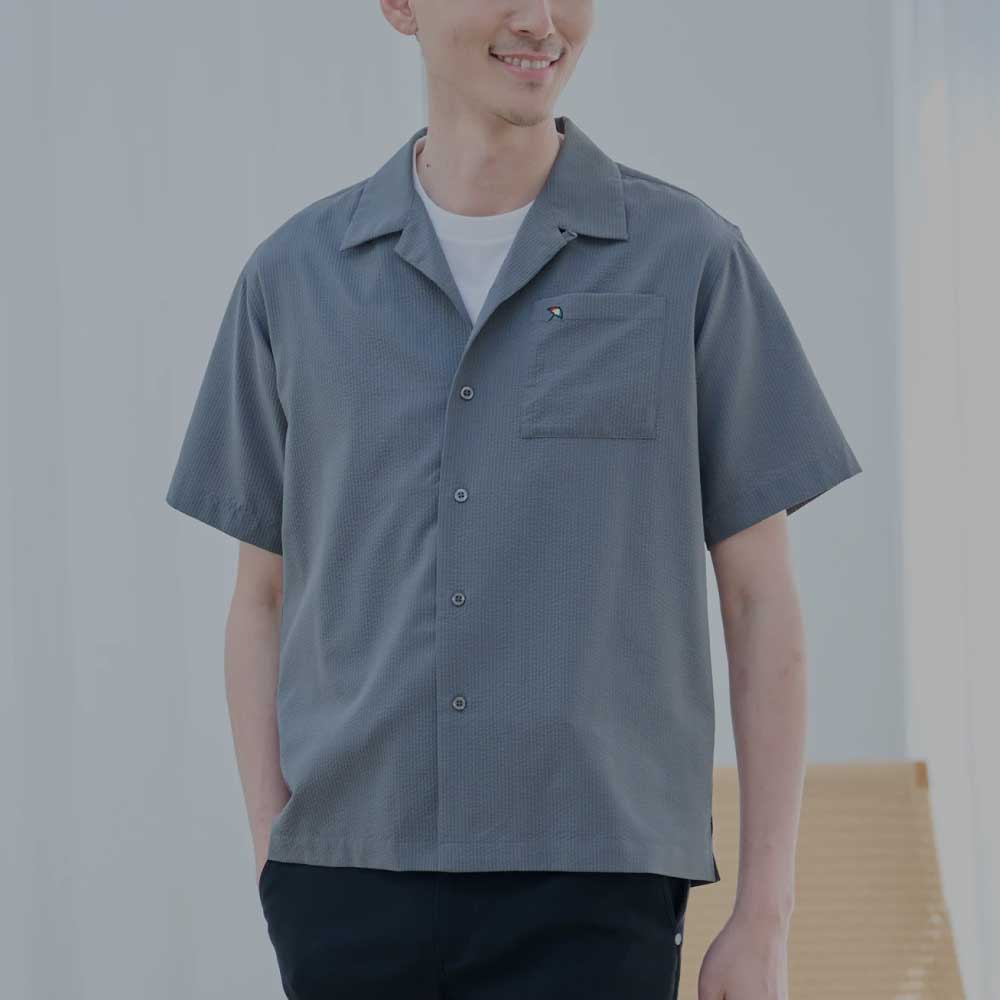 シャツ